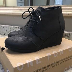 Toms Black Metallic Bootie